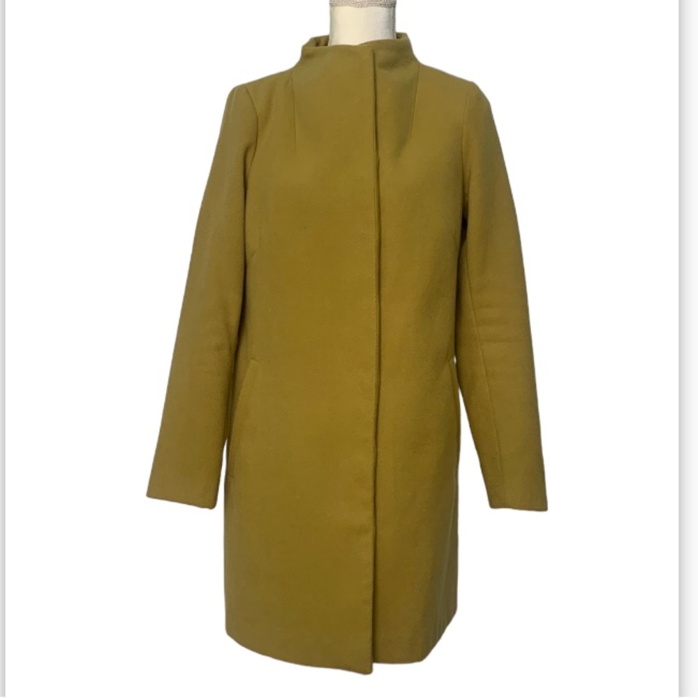 Top Secret green coat mock neck fully lined zip and snap closure size S (EU 36)